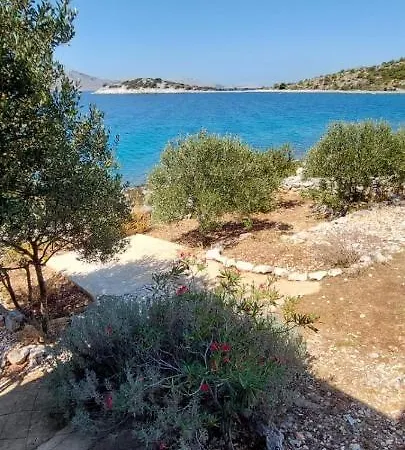 Σπίτι διακοπών Aba Zut Island House *