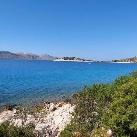 Aba Zut Island House Μούρτερ